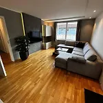 Bright With Patio And Garden Appartement *