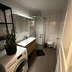 Appartement Bright With Patio And Garden Kristiansand