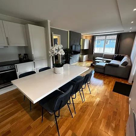 Apartamento Bright With Patio And Garden Kristiansand