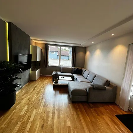 Apartamento Bright With Patio And Garden *