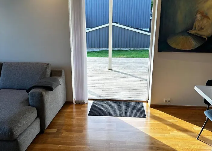 Apartamento Bright With Patio And Garden