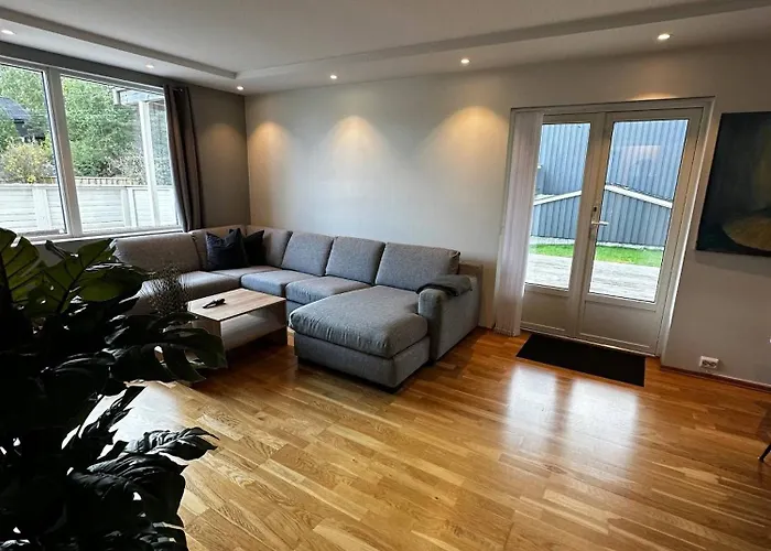 Bright With Patio And Garden *