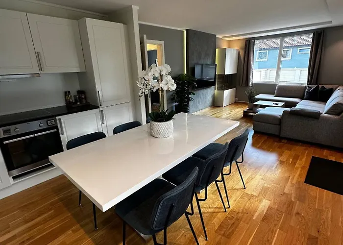 Bright With Patio And Garden * Kristiansand